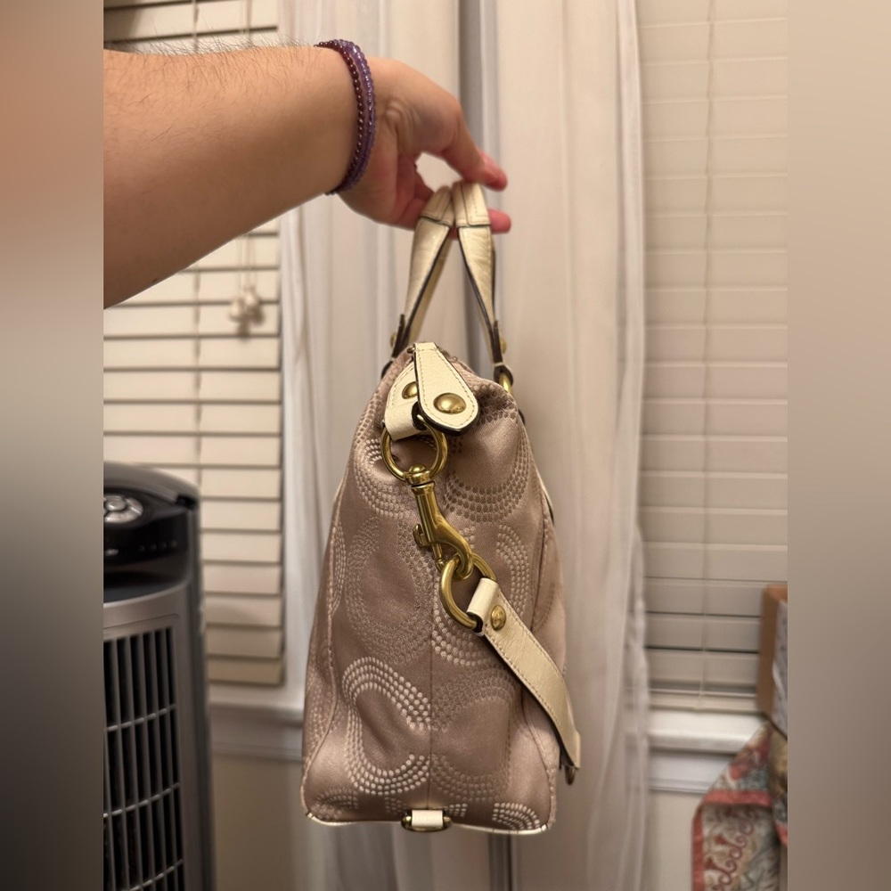 Coach  Ashley Taupe Signature Satchel with Cream Leather Trim - Picture 4 of 11